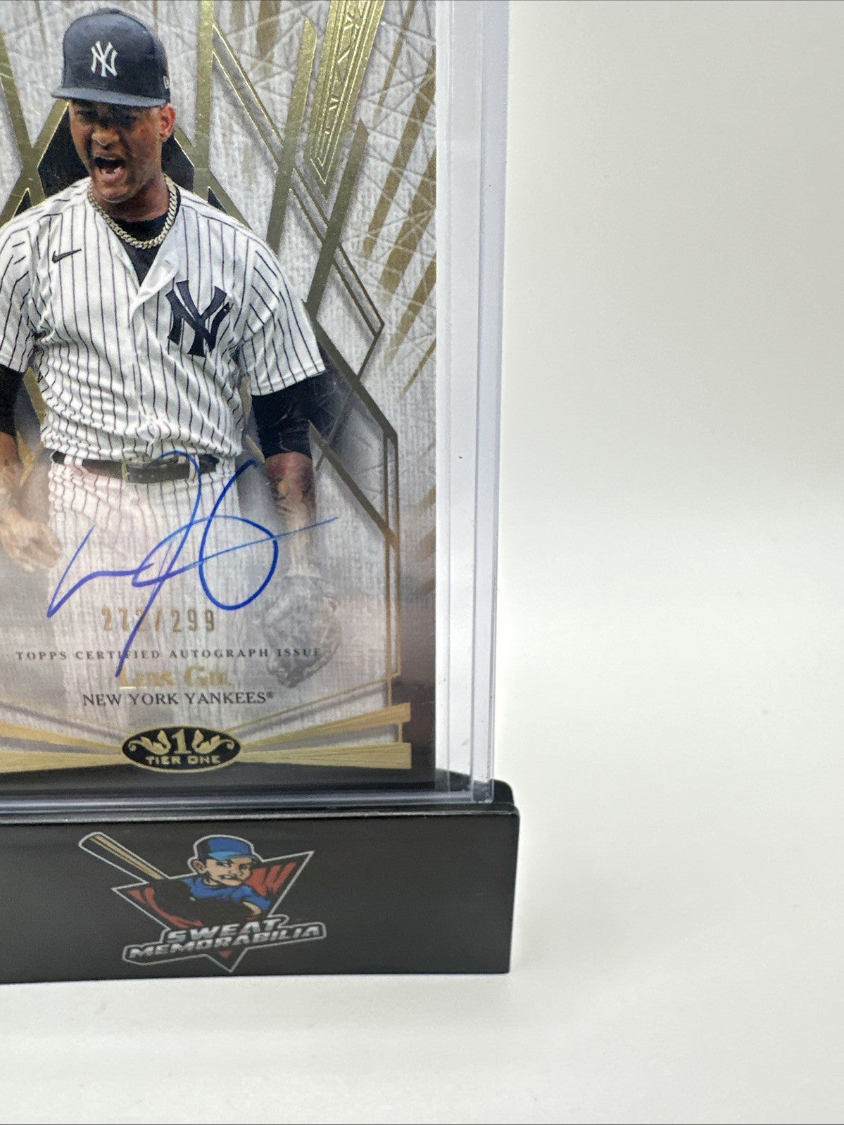 Luis Gil On Card Auto 2022 Topps Tier One Break Out Autograph Card /299. MINT