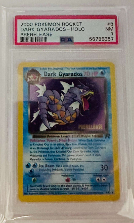 Pokemon 2000 Pokemon Rocket Dark Gyarados-Holo #8 PSA 7