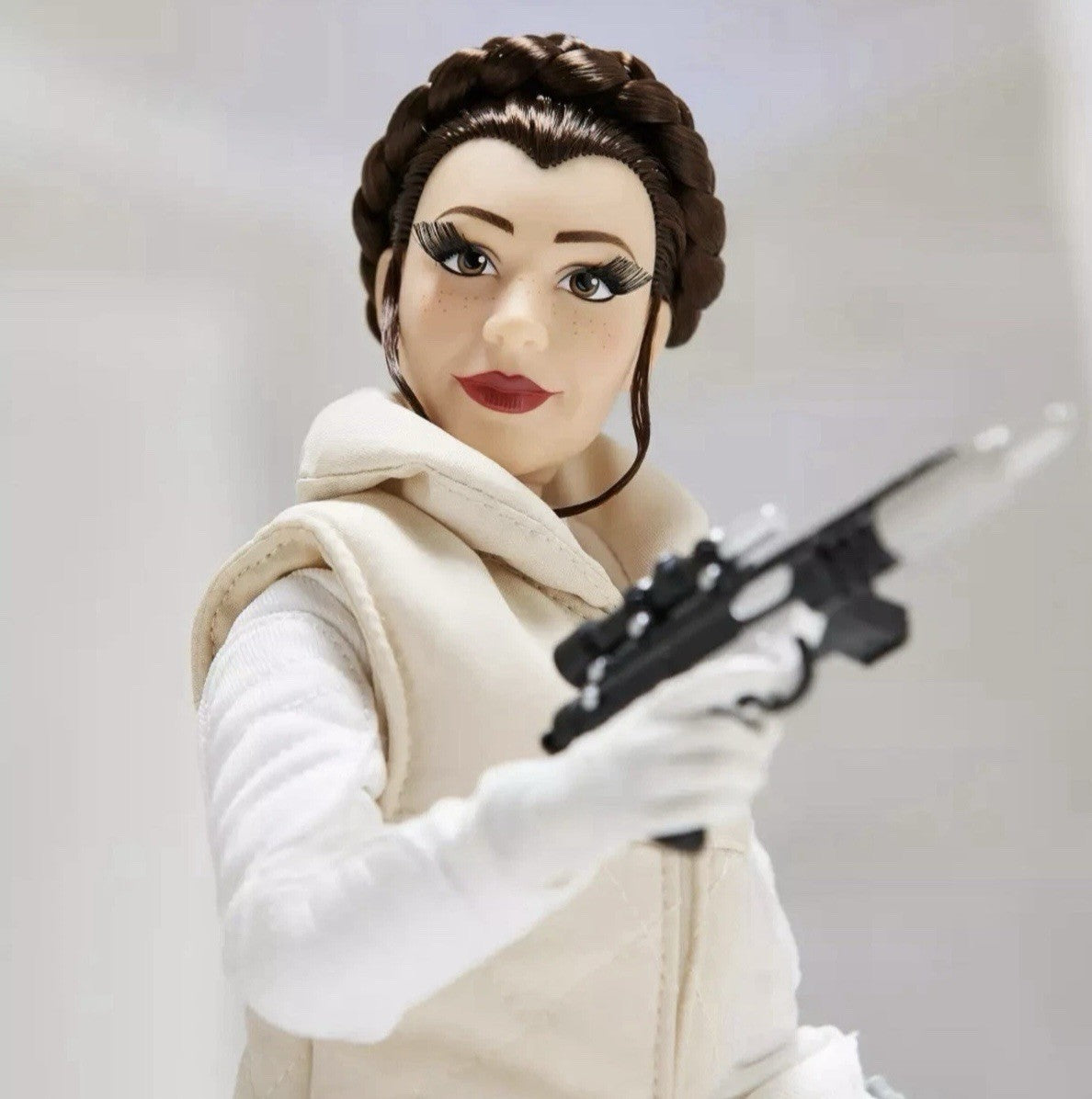 Disney Parks Star Wars The Empire Strikes Back 45th Leia R2-D2 Doll LTD EDITION