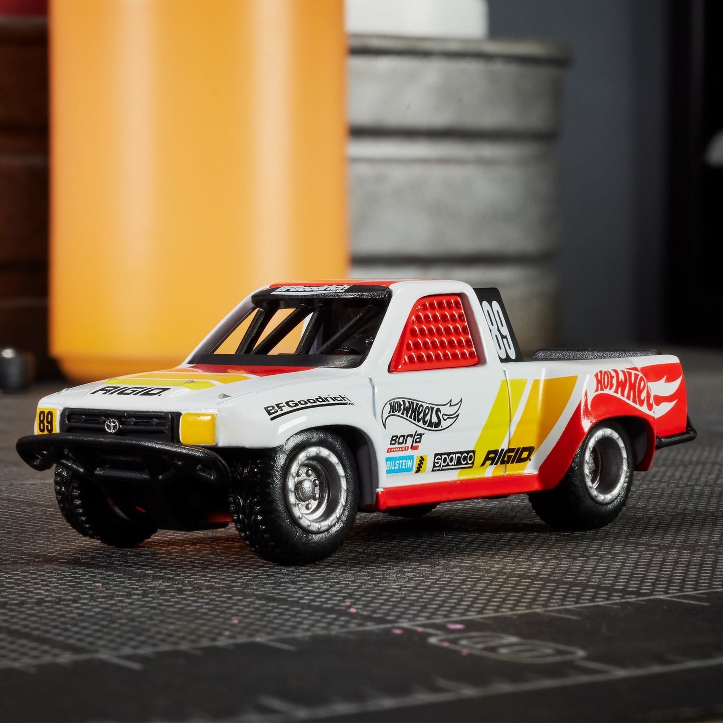 2024 HOT WHEELS ELITE 64 1989 TOYOTA HILUX STADIUM TRUCK