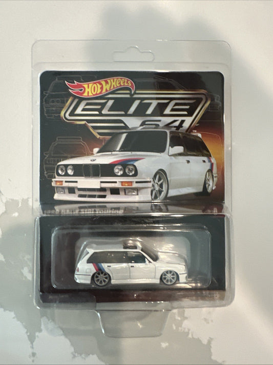 Hot Wheels Elite 64 1990 BMW 318i Touring (New and Sealed) #HNJ60